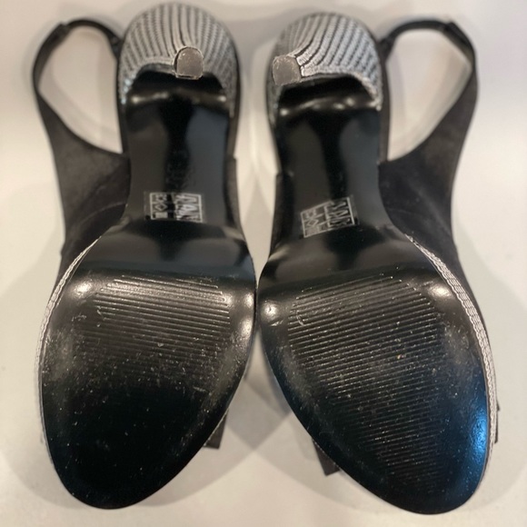 Lulu Townsend Heels - Picture 2 of 6